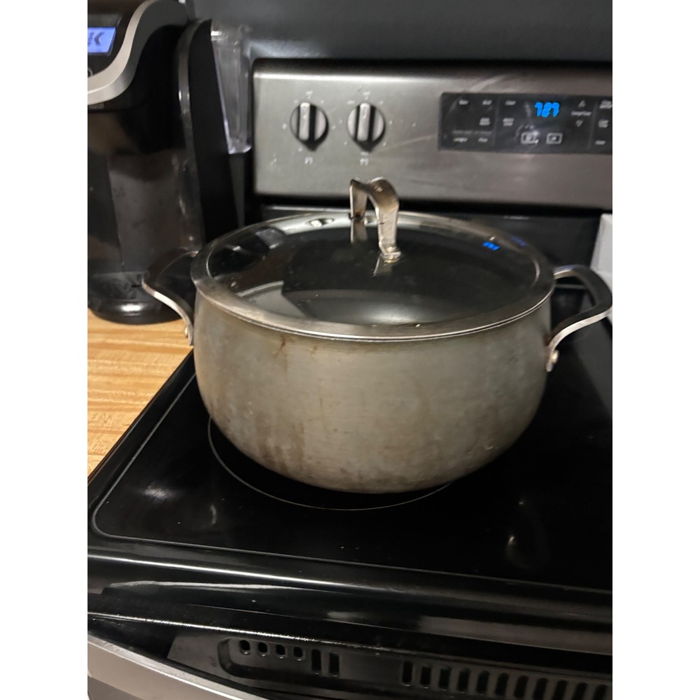 Belgique 7.5 Qt Hard Anodized Aluminum Stockpot with Glass Lid Gray